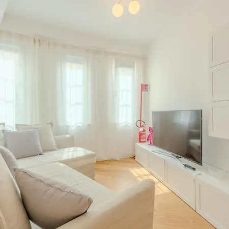 Apartmán Easytopstay - Elegant Nest In *